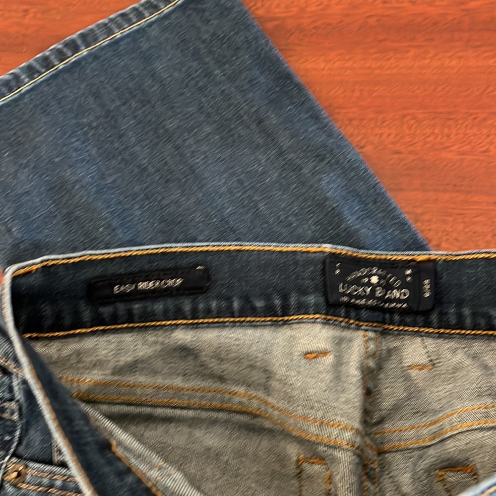 Lucky Brand Crop Jeans - Picture 6 of 6
